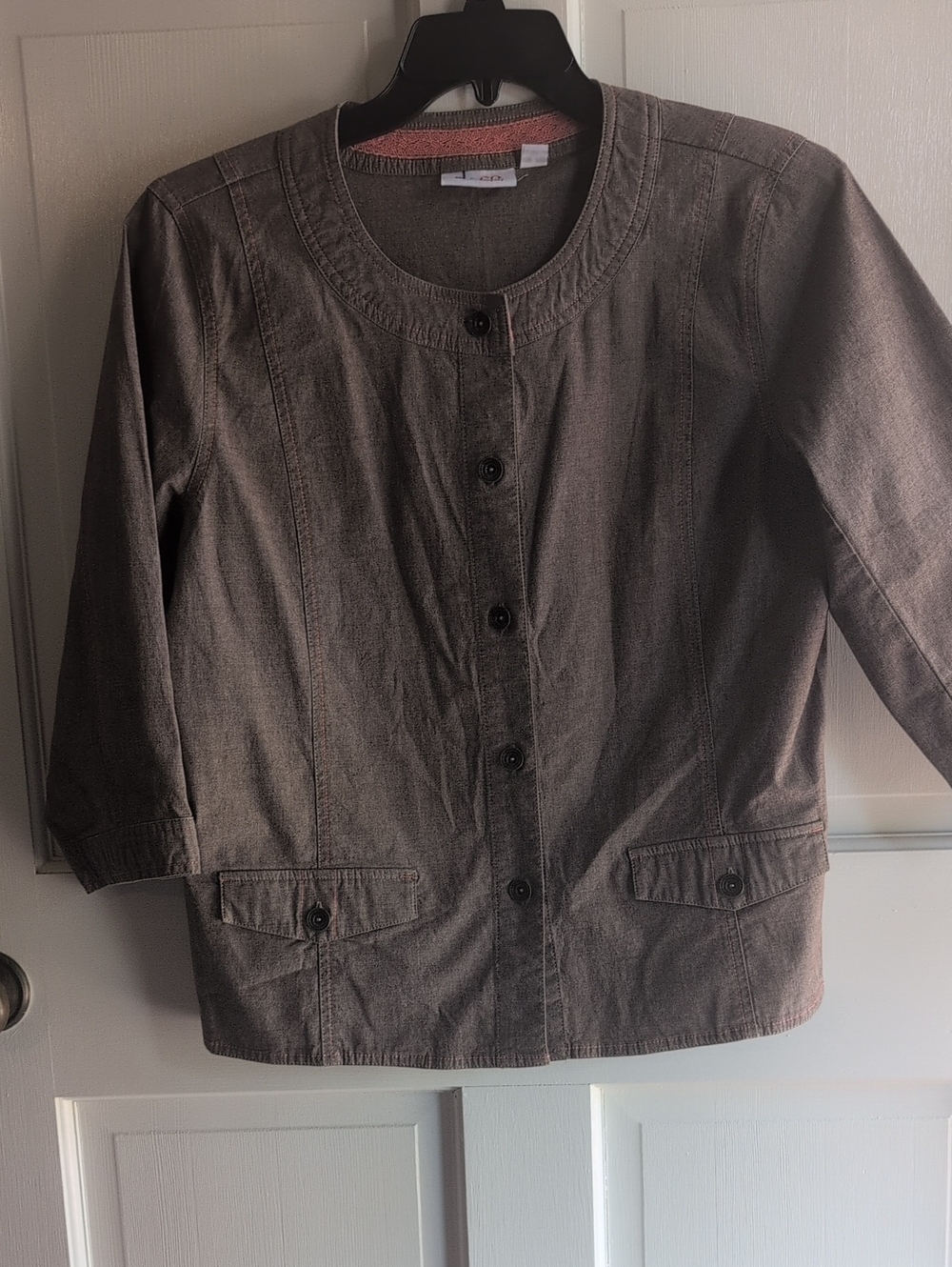 Denim And Co Women's Button-Front Collarless Jacket in Brown